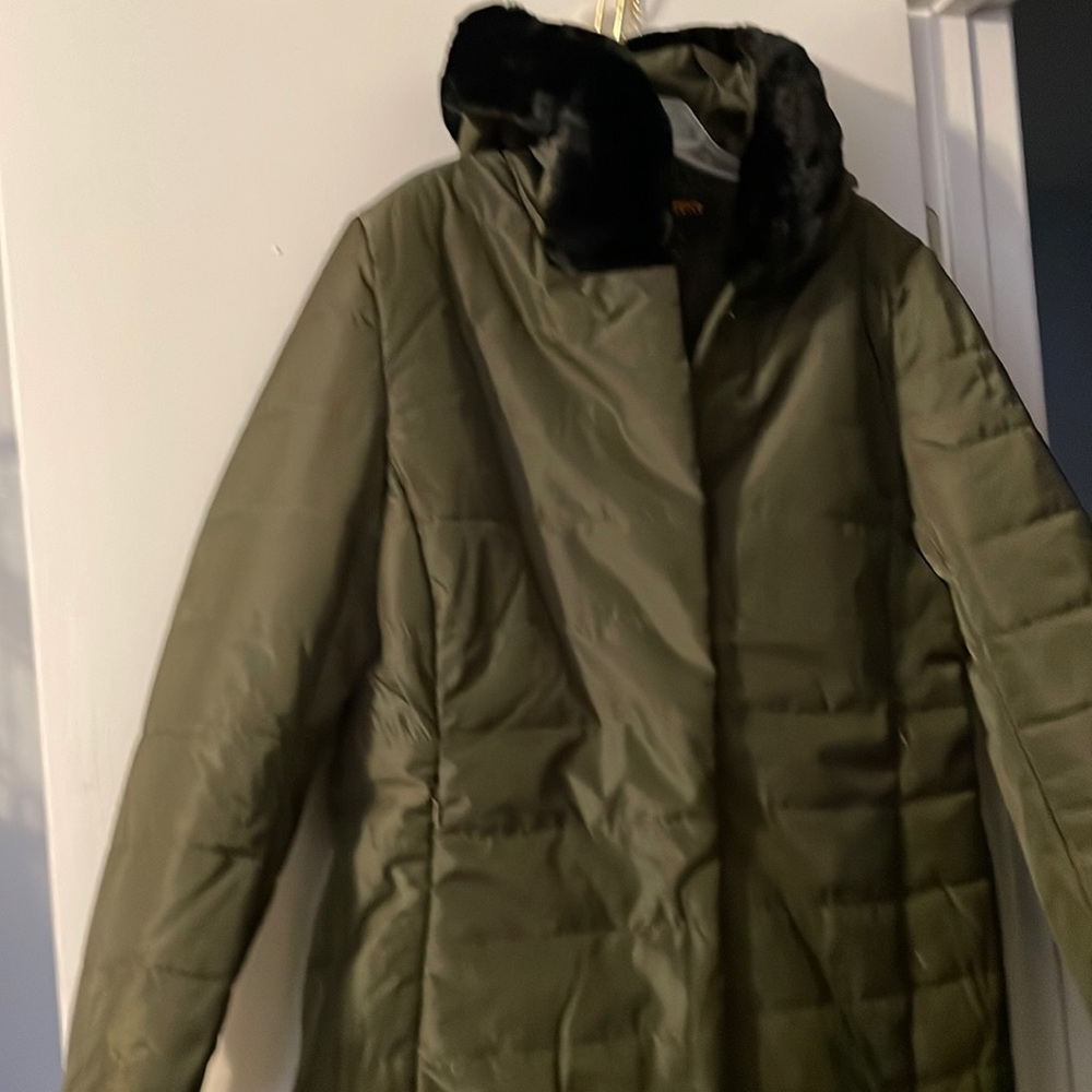 Tough Feels Puffer Coat - Olive
